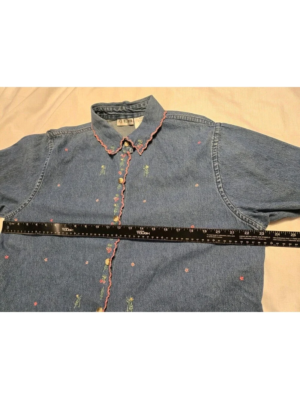Victoria Jones Denim Shirt Womens XL Embroidered Floral Scalloped Trim Vintage